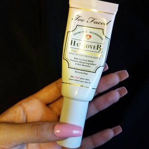 Too Faced Hangover Primer
